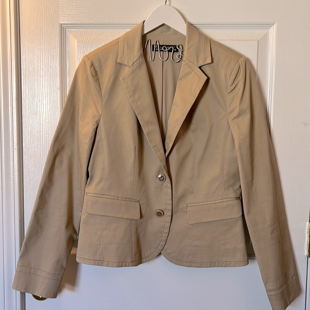 New York & Company 7th Avenue Blazer. Size 8. Khaki. Worn once.